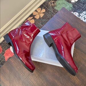 Stuart Weitzman EasyOn Patent Leather Ankle Boot Cranberry Sleek Simple Hot  6.5